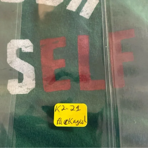 Old Navy Women S SMALL The Easy Tee Top Christmas Elf Holiday Fun Funny Festive - Picture 10 of 10